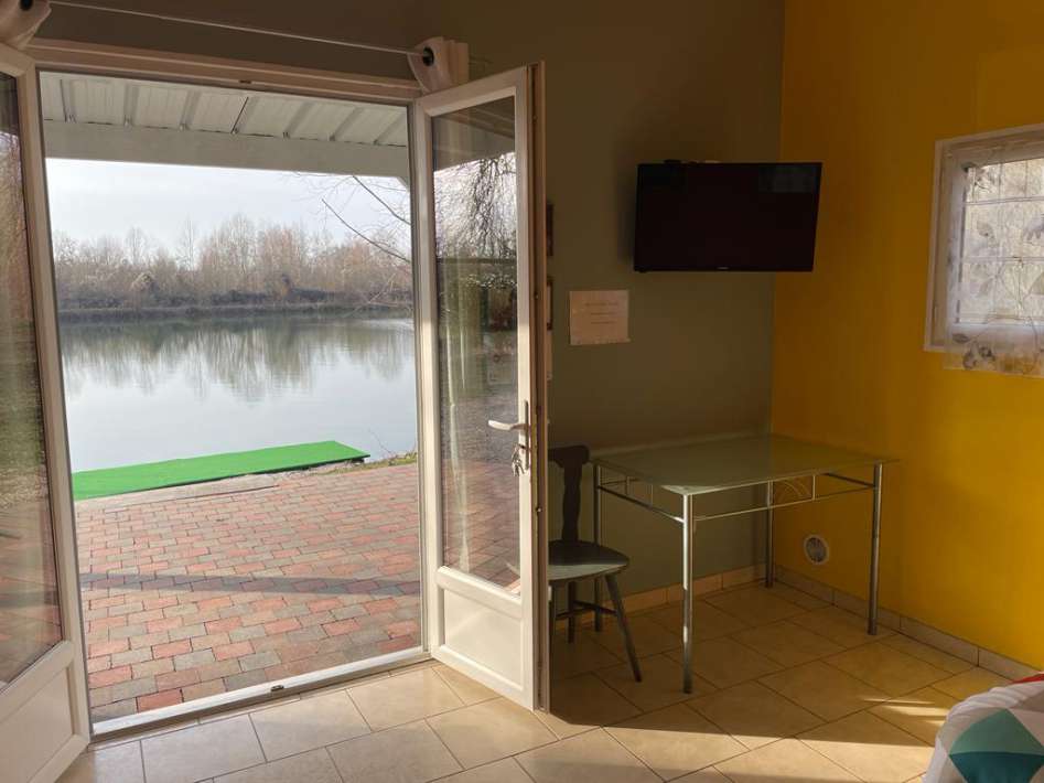 Etang Chayenne Accommodatie Slaapkamer Uitzicht Accommodatie Slaapkamer Uitzicht