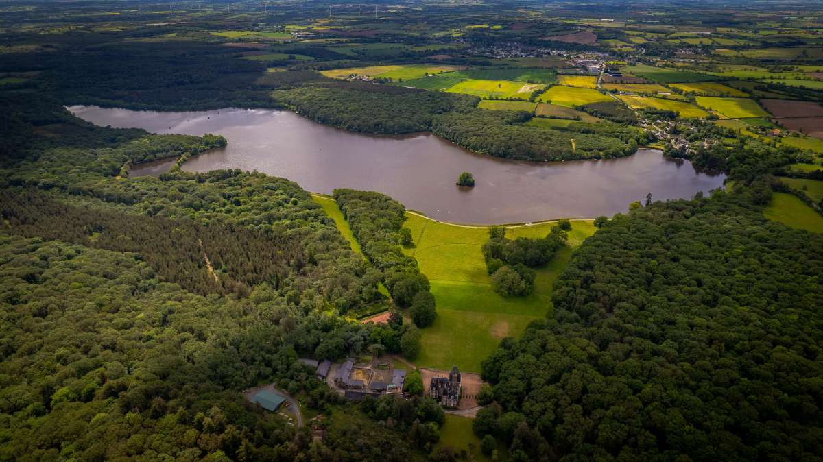 Drone Lakeview Chateau Lake Poiteviniere Drone Lake Poiteviniere