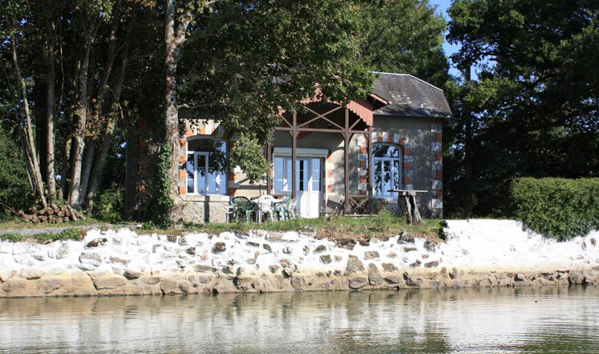 Vakantiehuis Chateliers Karpervissen Frankrijk Betaalwater Vakantiehuis Chateliers Betaalwater