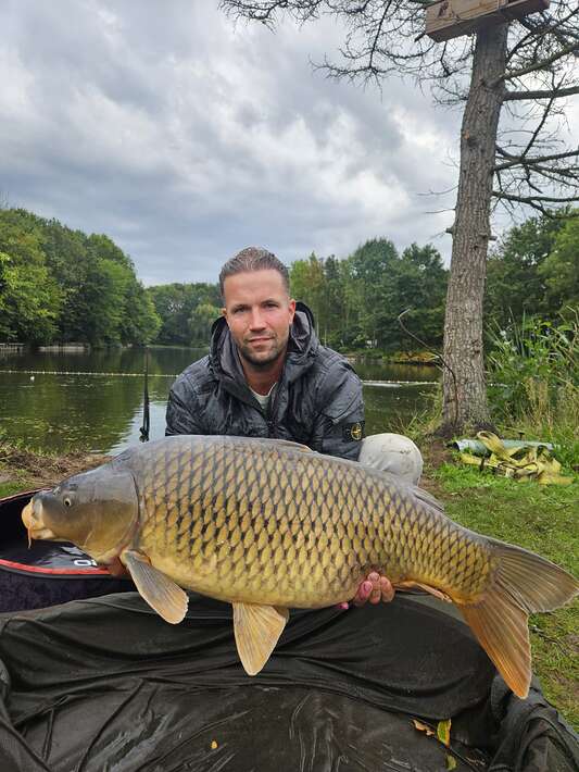 Carplake Rosmalen Karpervissen In Nederland Rosmalen Karpervissen 5