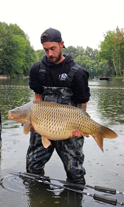 Carplake Rosmalen Karpervissen In Nederland Rosmalen In 6