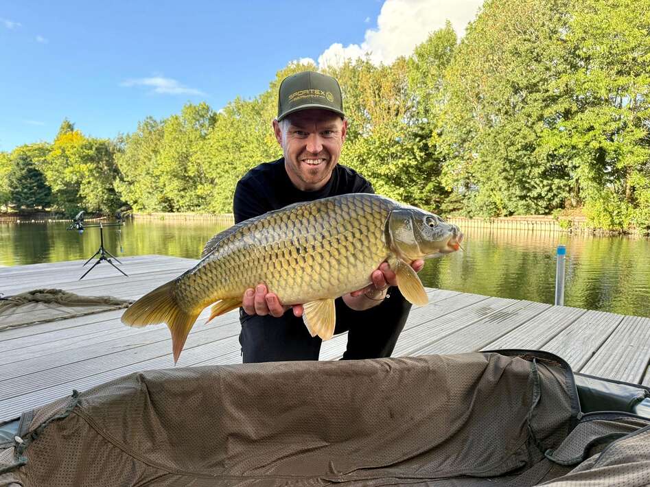 Carplake Rosmalen Karpervissen In Nederland Carplake Rosmalen Nederland