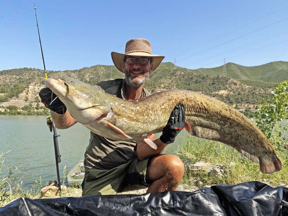 Ebro Deluxe Fishing Big Catfish Ebro Fishing Catfish