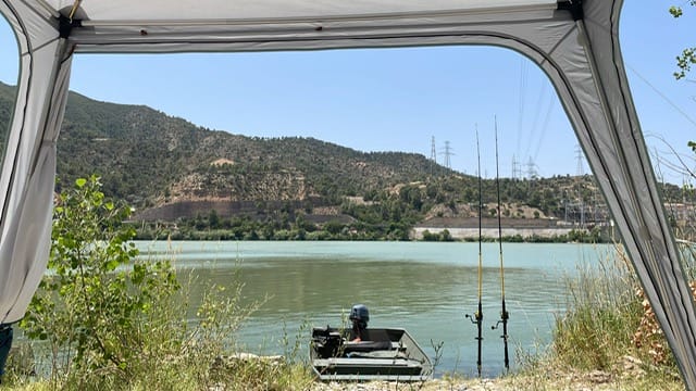 Ebro Deluxe Fishing Holiday In Fishing In Style