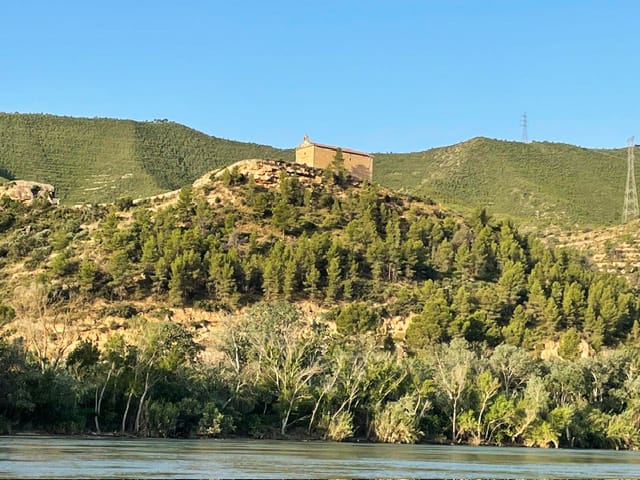 Ebro Deluxe Fishing Holiday Views Ebro Fishing Holiday