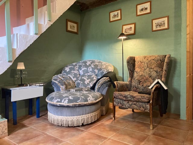 Ebro Deluxe Fishing Sittingroom 1 Deluxe Fishing Sittingroom